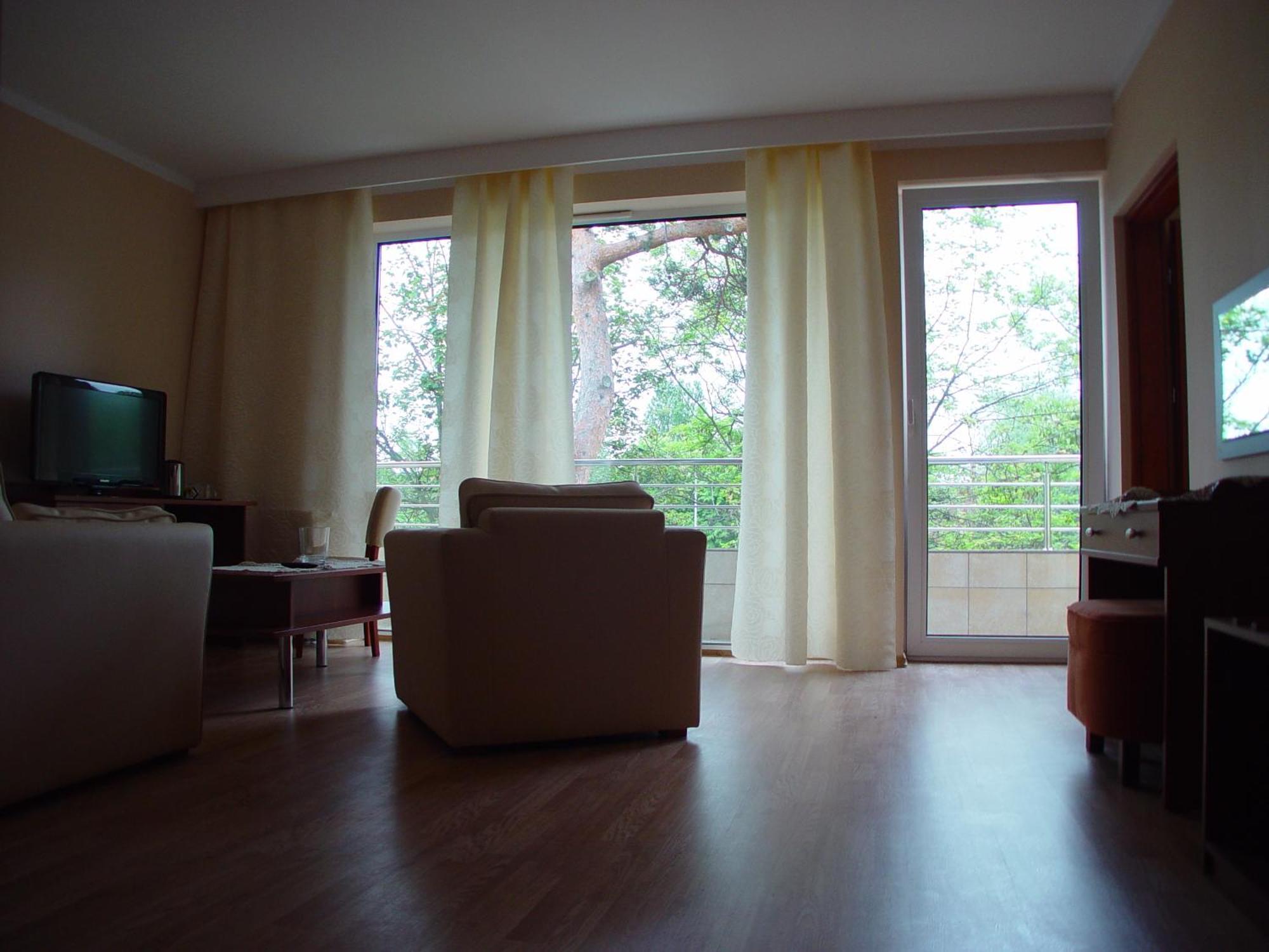 Bed and Breakfast Floryda Jurata Exteriér fotografie