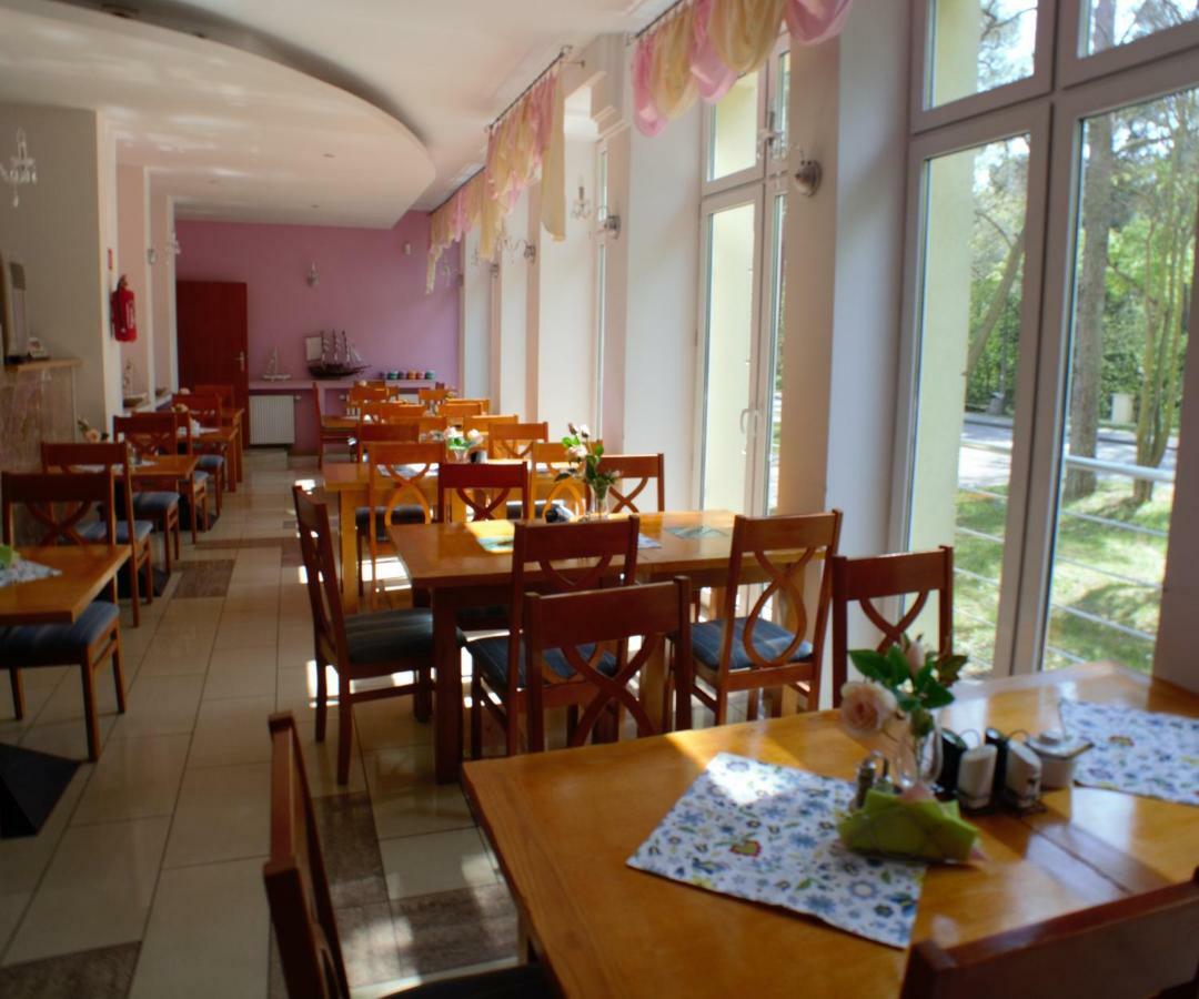 Bed and Breakfast Floryda Jurata Exteriér fotografie